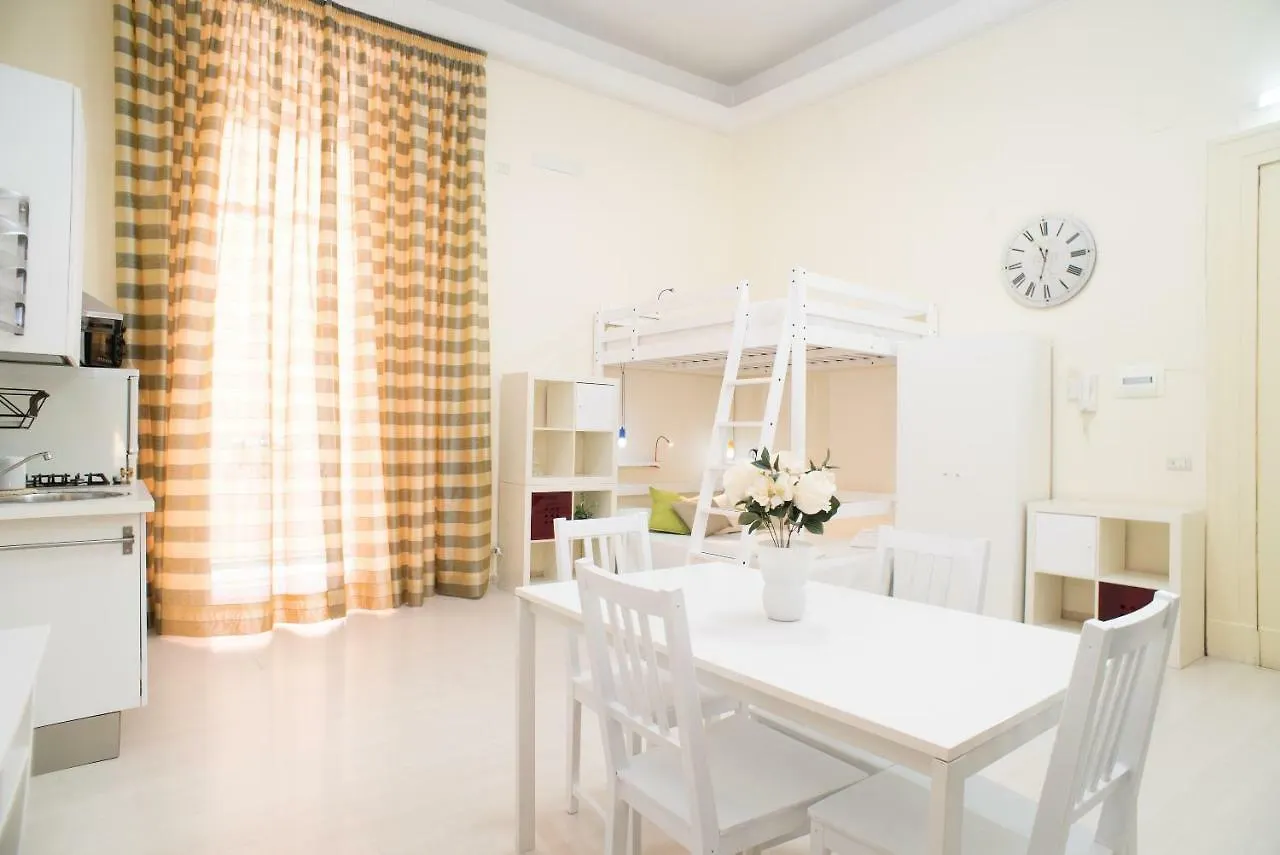 Casa Napoletana - Alighieri Apartment Naples Italy