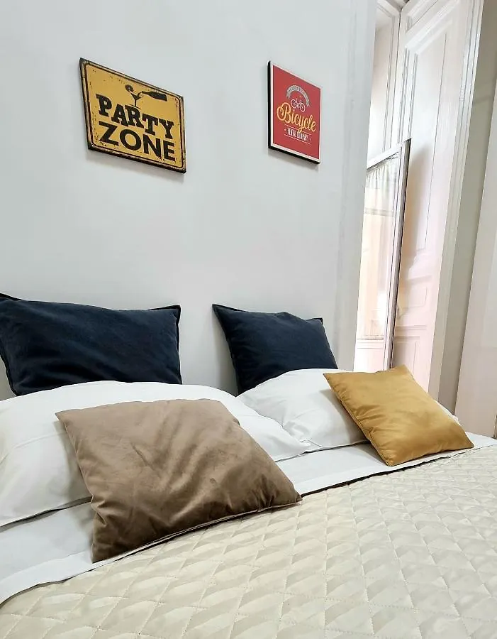 Casa Napoletana - Alighieri Apartment Naples