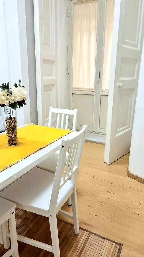 Casa Napoletana - Alighieri Apartment Naples 0*,  Italy