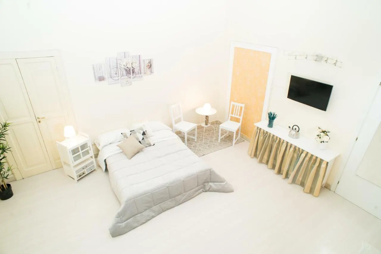Casa Napoletana - Alighieri Apartment Naples 0*,  Italy